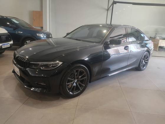 BMW 320i 2.0 16V TURBO GASOLINA SPORT AUTOMÁTICO